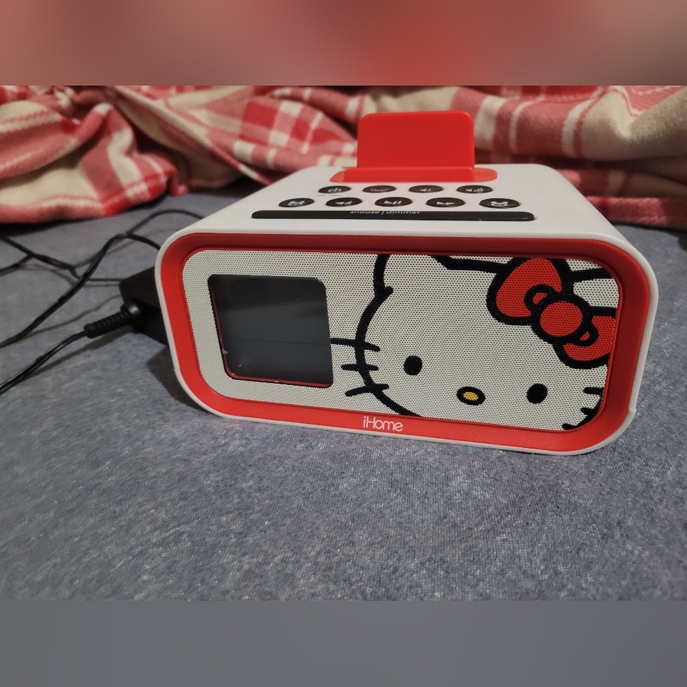 Hello Kitty iHome Clock